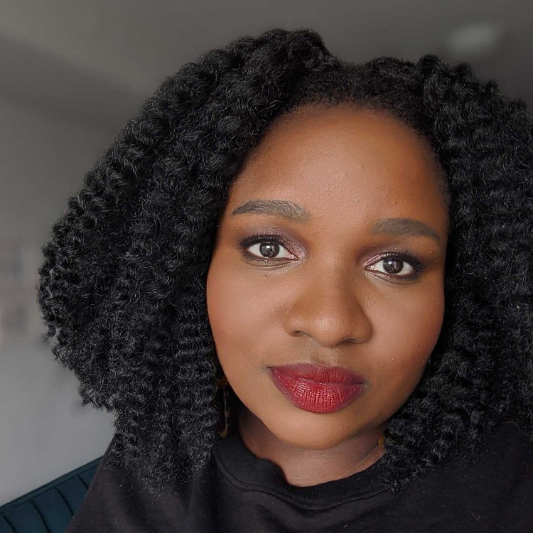 Shauna Mercy headshot